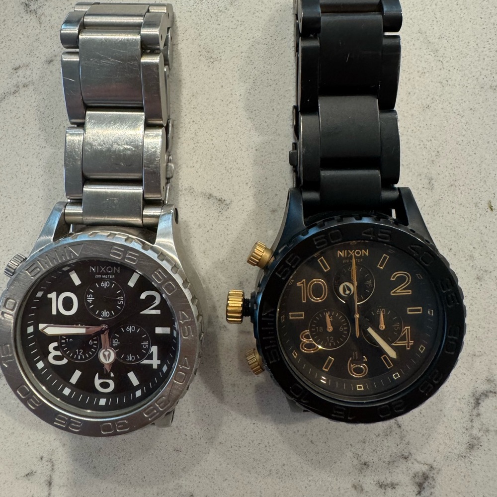 Nixon Men’s minimize 42-20 chrono watches